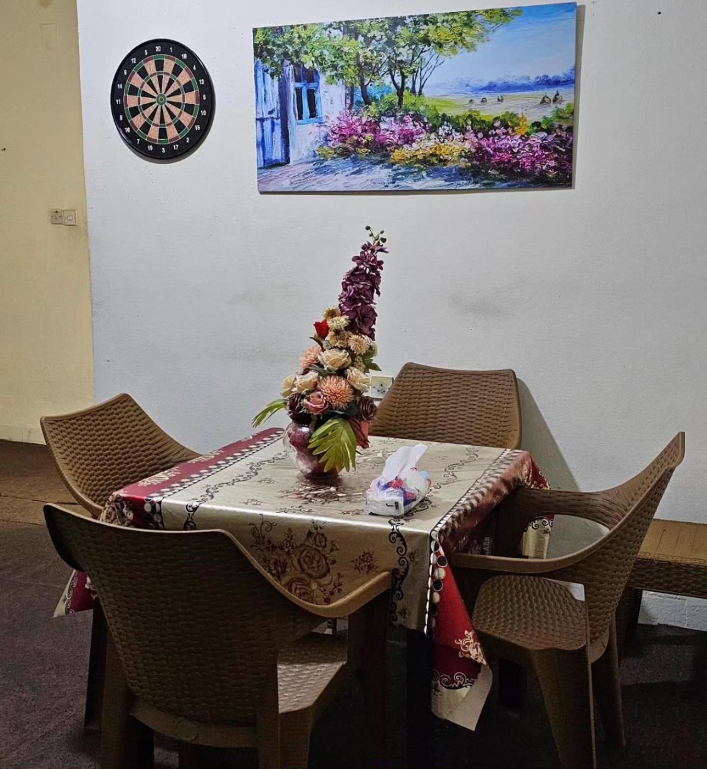 Pizza Street Hostel Акаба Экстерьер фото
