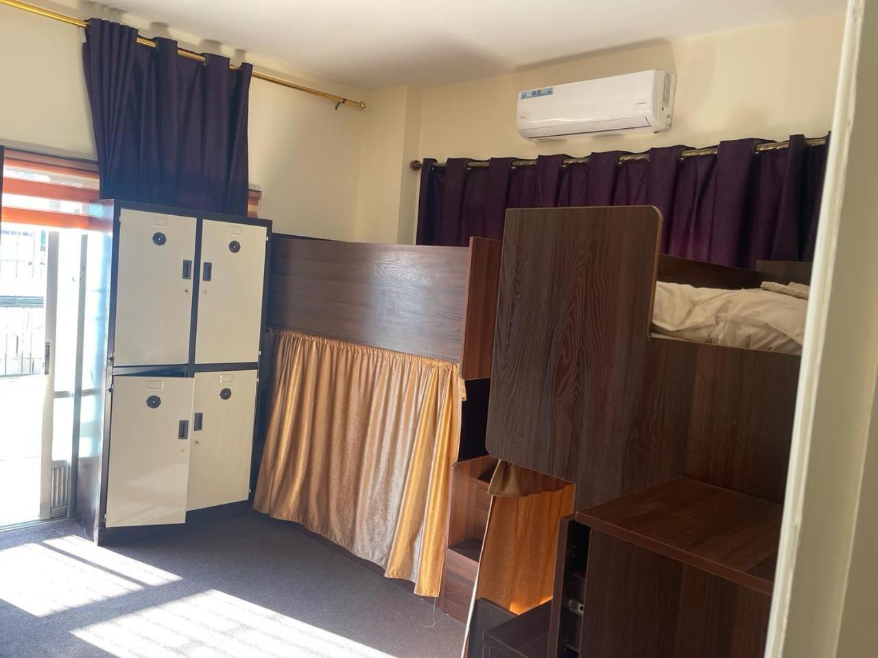Pizza Street Hostel Акаба Экстерьер фото